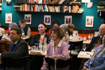 Gäste, Freunde und Bekannte